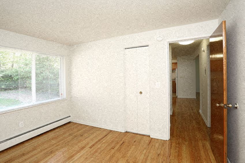 Brookside Gardens Apartments, 737 West Main Street, Meriden, CT RentCafe